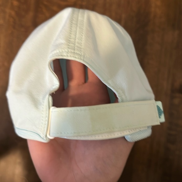 Adidas women’s athletic hat - Picture 3 of 5